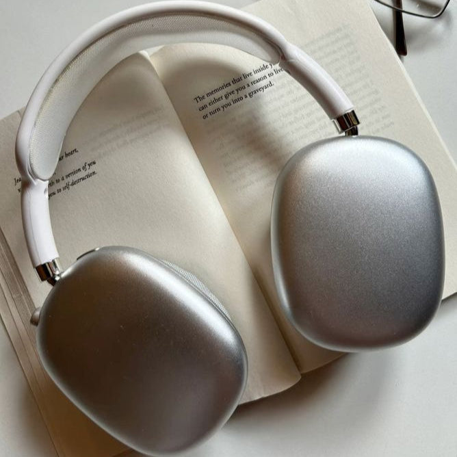 AirPods Max Wireless Over-Ear Headphones | Active Noise Cancelling, Spatial Audio | Random Color